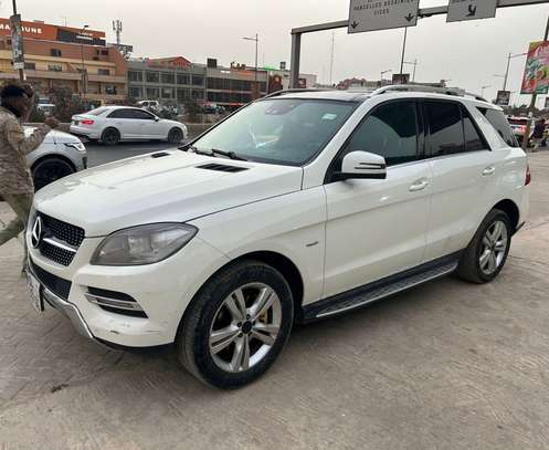 MERCEDES-Benz GLE 400matic image 2