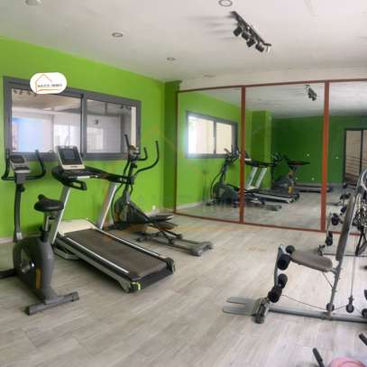 Appartement F4 Haut Standing à Louer – Point E image 4