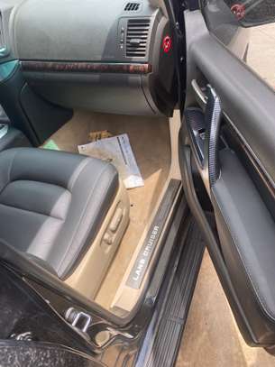 TOYOTA PRADO V8 image 5