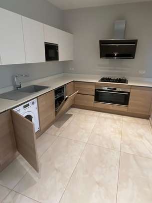 Appartement f4 à louer à fann image 9