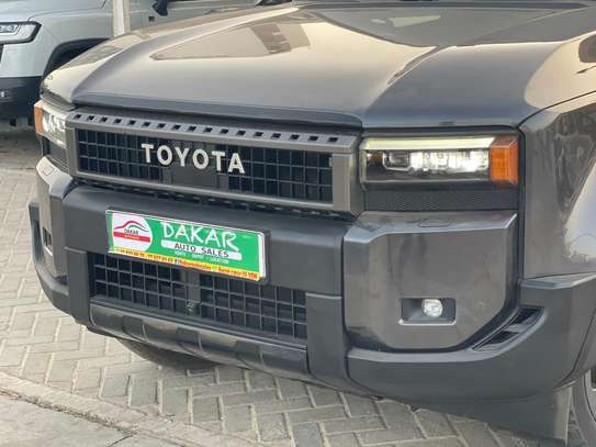 Toyota Prado automatique Diesel annee 2025 image 3