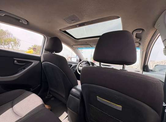 Location Hyundai Elantra GLS image 7