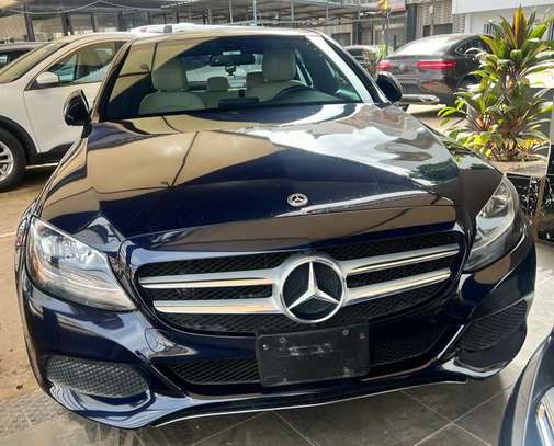 MERCEDES C300 2018 image 1