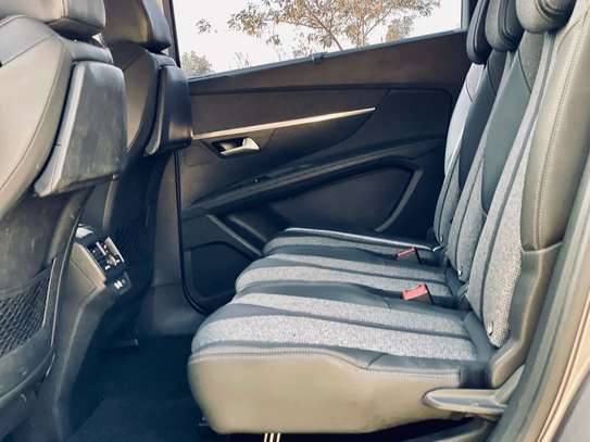 PEUGEOT 5008 / 2018 DIESEL image 10