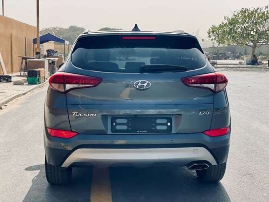 HYUNDAI TUCSON  2018 image 9