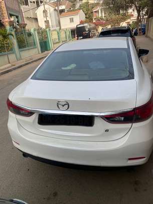 Mazda serie 6 image 7