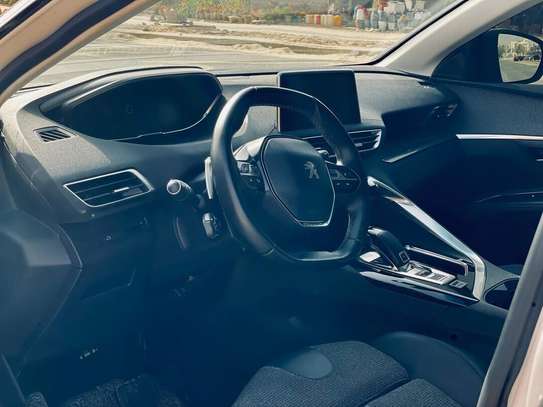 PEUGEOT 5008  2019 image 6
