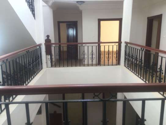 Maison à Louer aux Almadies image 10
