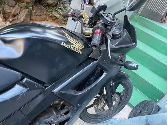 Honda CBR125 image 9