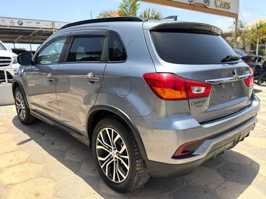 Mitsubishi RVR GT image 12