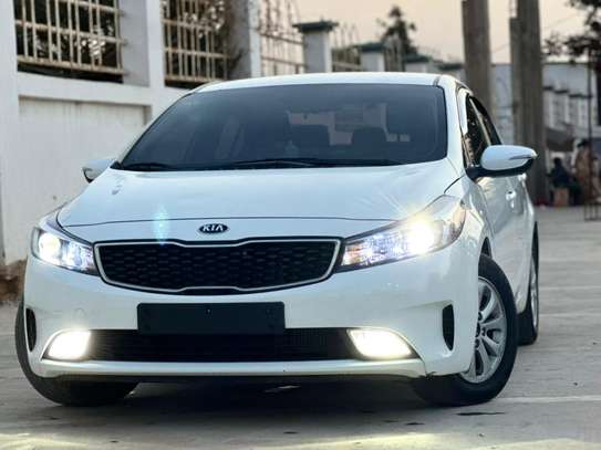 Kia k3 image 2