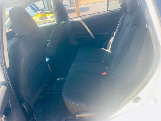 TOYOTA RAV 4 2015 image 10