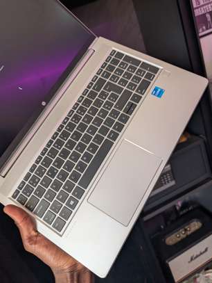HP i5 11th gen / NVIDIA 2gb/ 16gb ram ordinateur image 3
