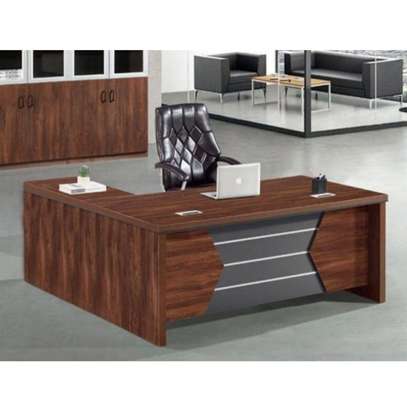 Bureau de direction moderne image 3