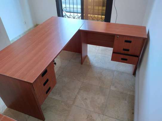 Table de bureau avec retour image 3