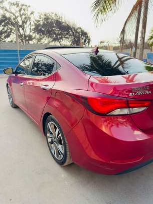 Hyundai Elantra LIMITED image 12