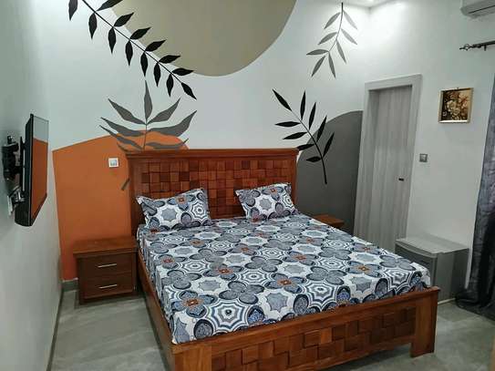 Chambre meublée image 7