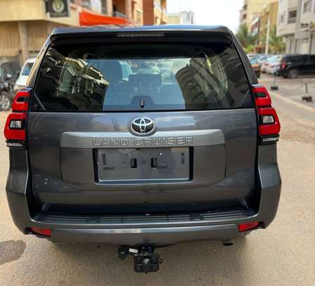 TOYOTA LAND CRUISER 2018 DIESEL AUTOMATIQUE image 10