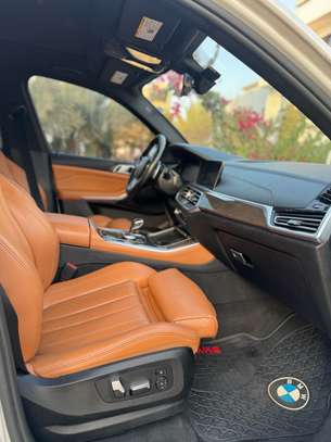 Bmw x5 2019 image 6