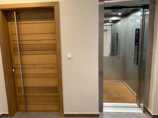 À LOUER - Appartement F4 moderne – Mermoz image 2