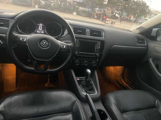 Volkswagen image 5