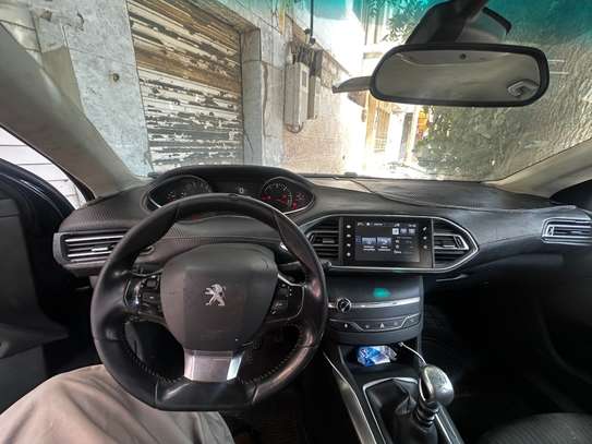 Peugeot 308 image 10