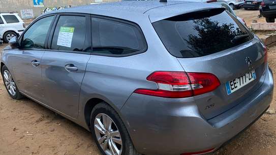 Peugeot 308 2016 image 7