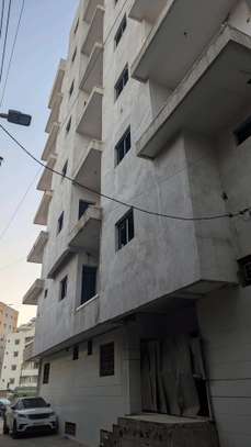 Aloue un grand imoblie r plus image 6