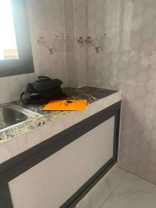 Appartement F4 à louer à la Cité CPI image 13