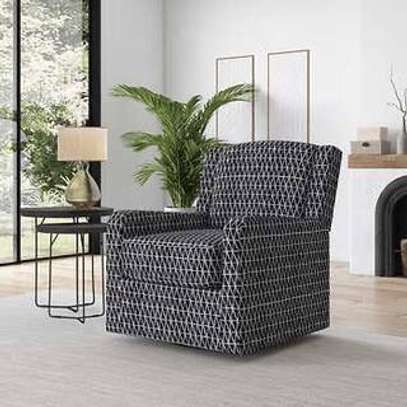 Fauteuil pivotant en tissu Easley image 1