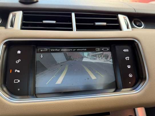 Belle Range Rover Sport HSE image 6