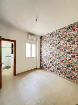Villa R+2 à louer aux Mamelles image 11