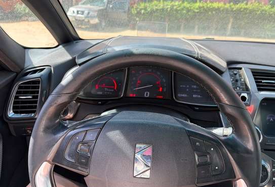Citroen DS5 image 4