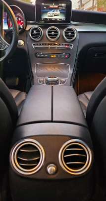 2018 Mercedes GLC 300 image 10