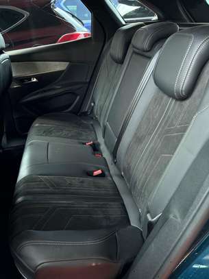 Peugeot 3008 hybrid GT 2023 image 3