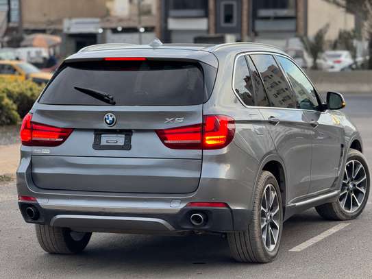 BMW X5 image 4