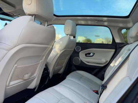 Land Rover Evoque 2016 image 10