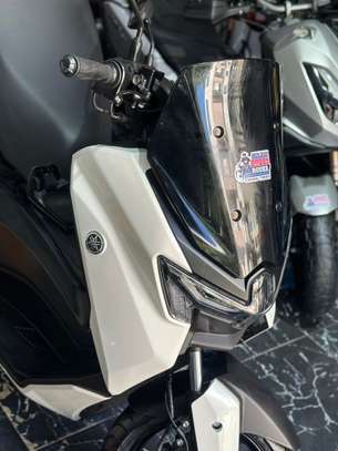 Nmax 125 2025 avec cmc image 15