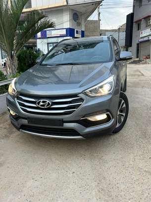 Hyundai Santafe 2017 image 2