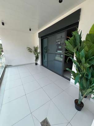 Appartement 5 chambres salon à louer almadies image 2