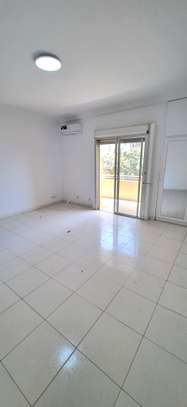 F4 de 200m2 - 5mn du lycée Jean Mermoz et de la Corniche image 15