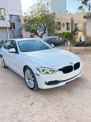 BMW 328i XDrive 2016 image 3