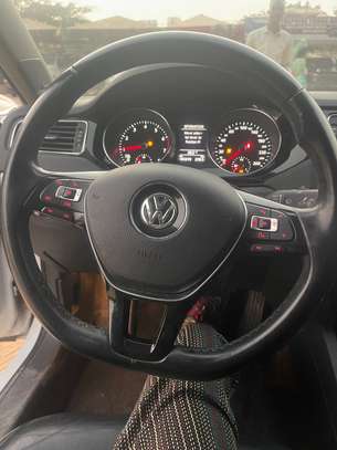 Volkswagen image 9