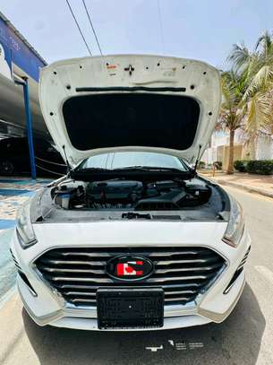 Hyundai sonata Année 2018 image 8
