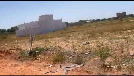 Terrain d'angle 250 m² à Bambilor – Titre Foncier (TF) image 5