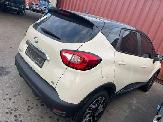 RENAULT QM3 CAPTURE  2016 image 2