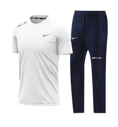 Ensemble sportif image 6