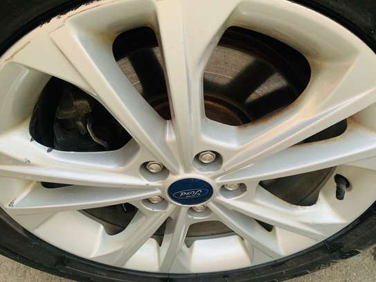 ✨ Ford Escape SE 2017 – Le SUV Idéal au Quotidien image 12
