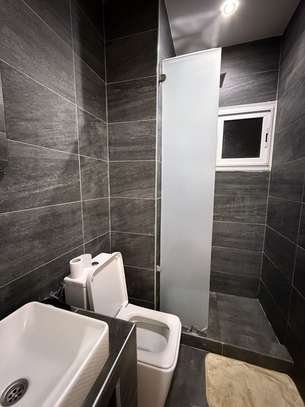 Appartement à Vendre Situé en face cité damel image 10