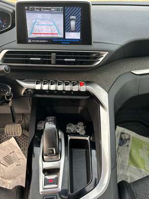 PEUGEOT 3008 2019 image 8